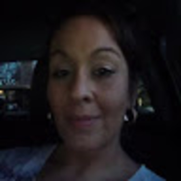 Meet your Posher, Christina - Picture 1 of 1